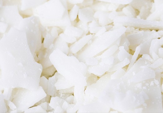 Tout savoir sur la cire végétale : types, usages et bénéfices